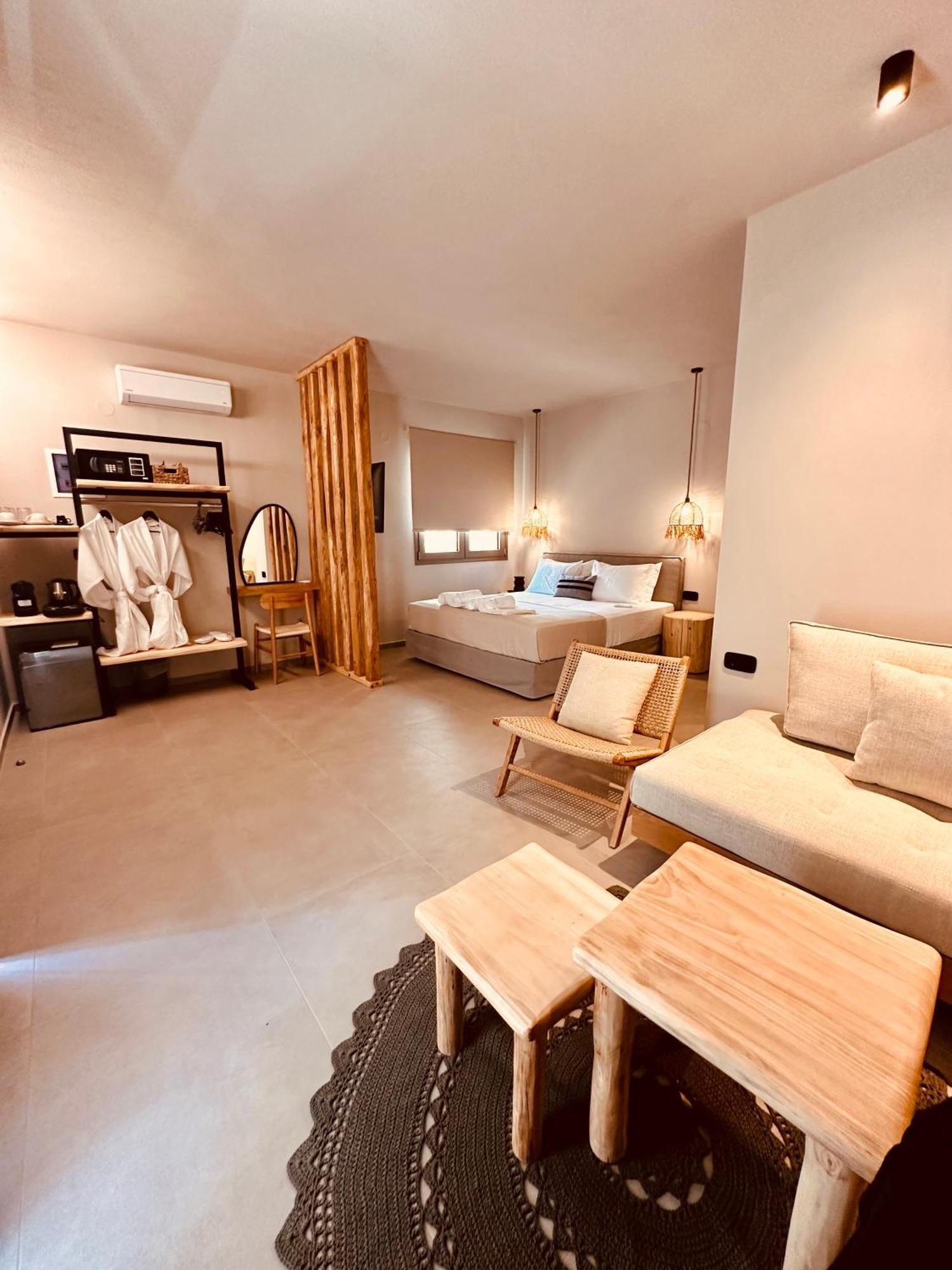 Amo Golden Suites Chrisi Ammoudia Exterior foto