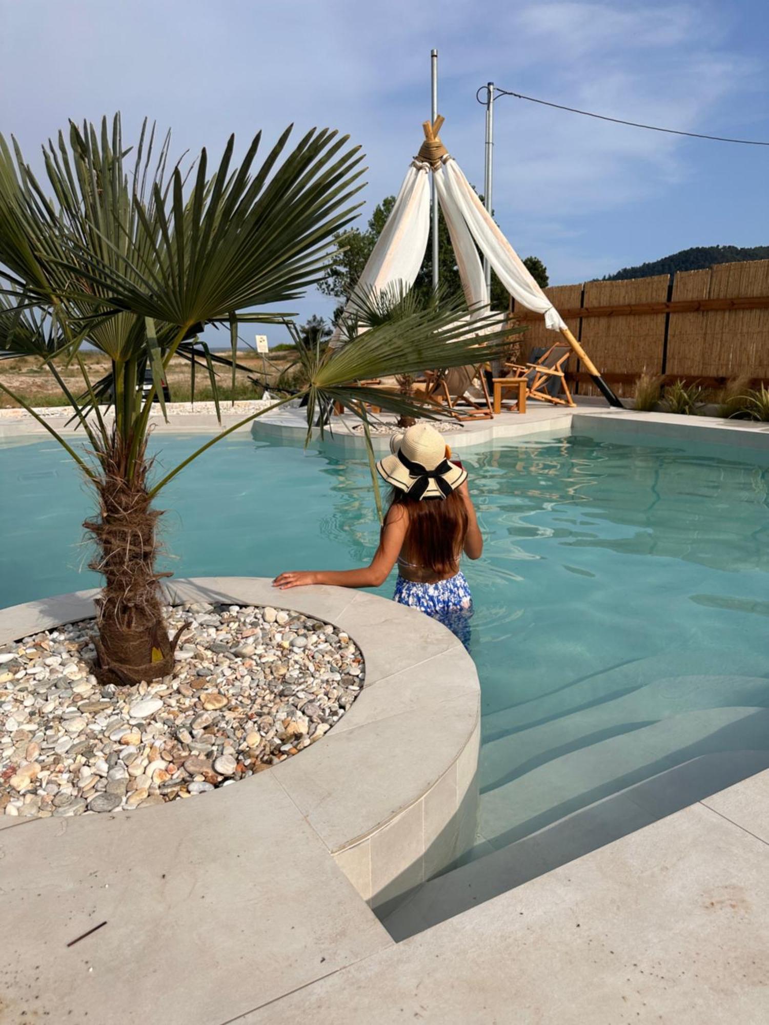 Amo Golden Suites Chrisi Ammoudia Exterior foto