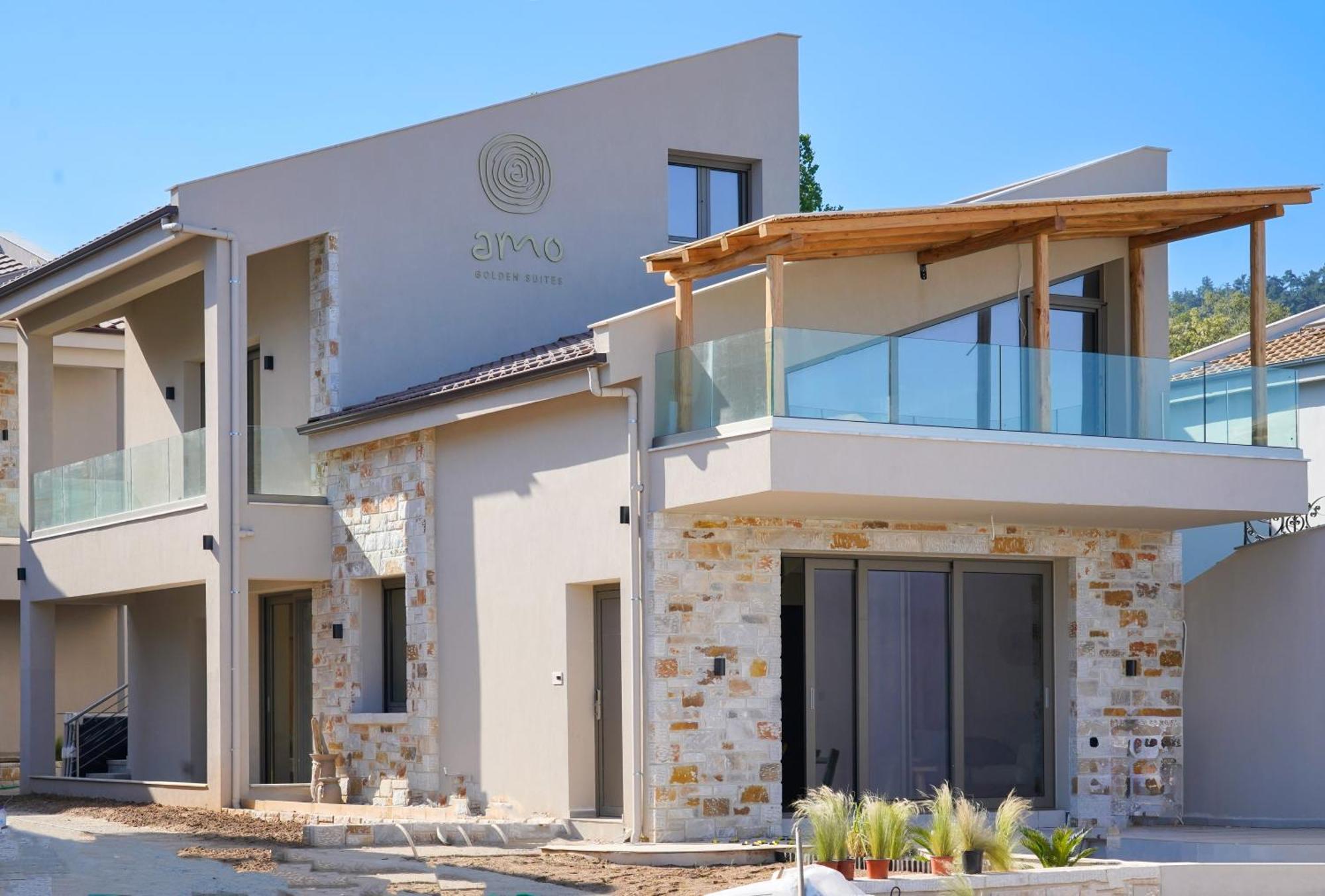 Amo Golden Suites Chrisi Ammoudia Exterior foto