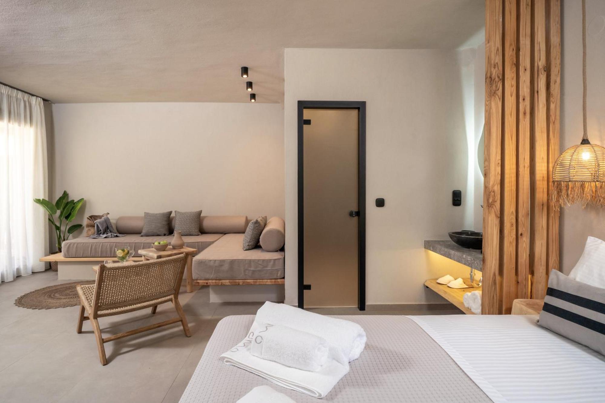 Amo Golden Suites Chrisi Ammoudia Exterior foto