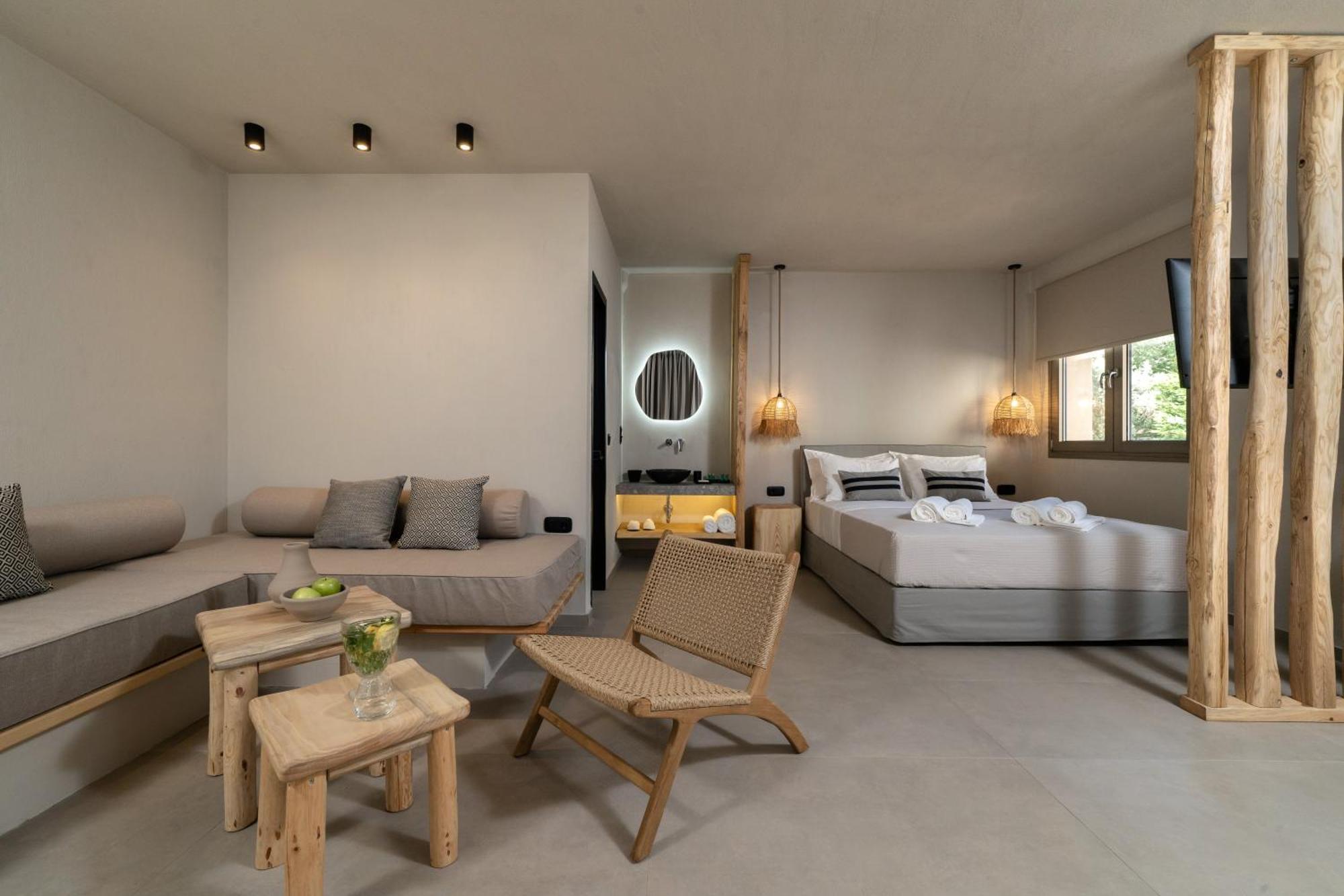 Amo Golden Suites Chrisi Ammoudia Exterior foto